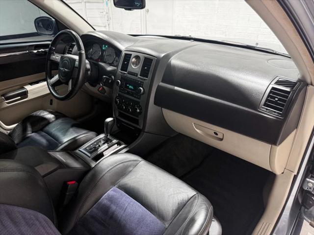 2006 Chrysler 300 SRT8