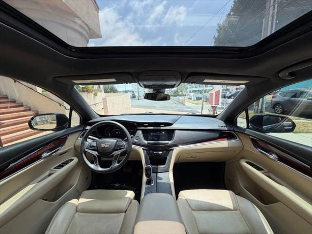 2017 Cadillac XT5 Premium Luxury