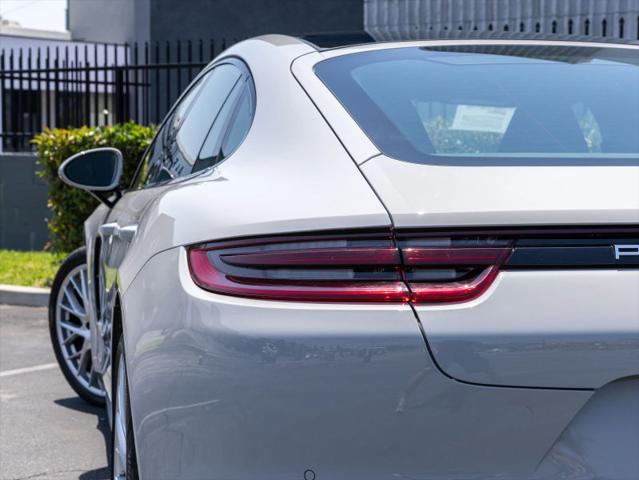 2018 Porsche Panamera 4