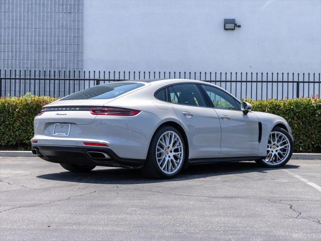 2018 Porsche Panamera 4