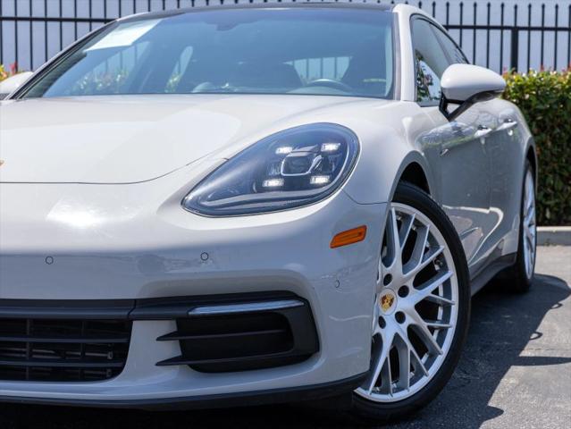 2018 Porsche Panamera 4