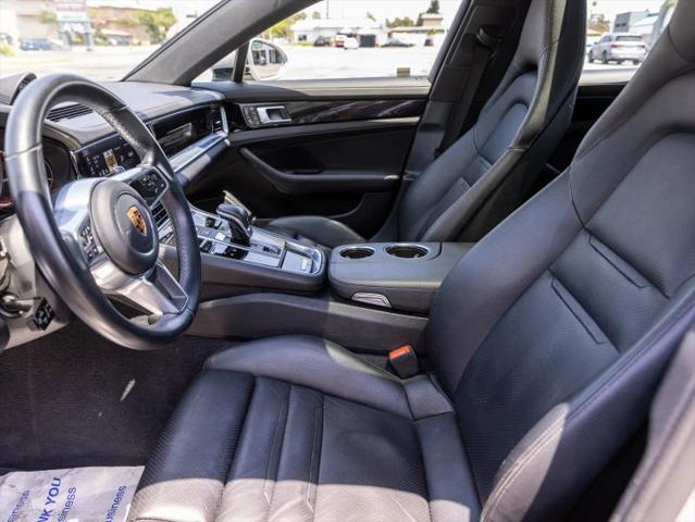 2018 Porsche Panamera 4