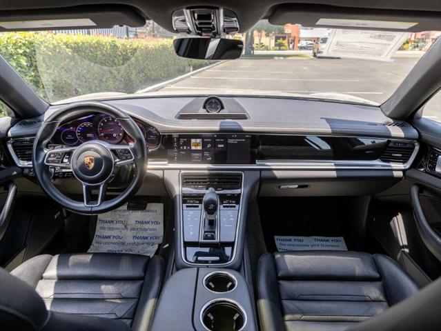 2018 Porsche Panamera 4