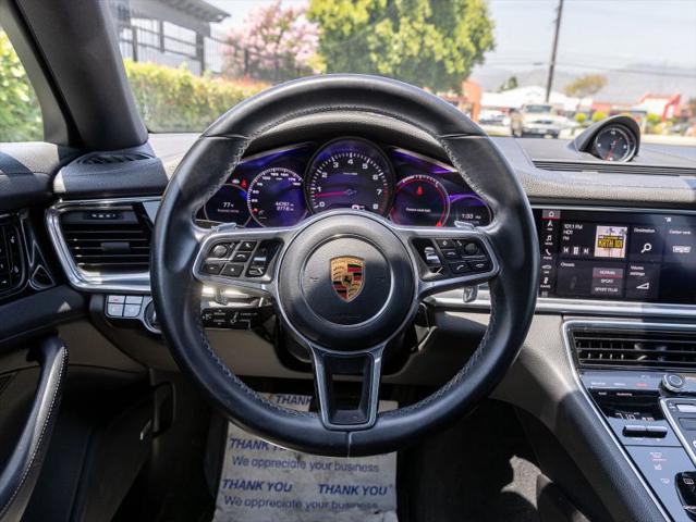 2018 Porsche Panamera 4