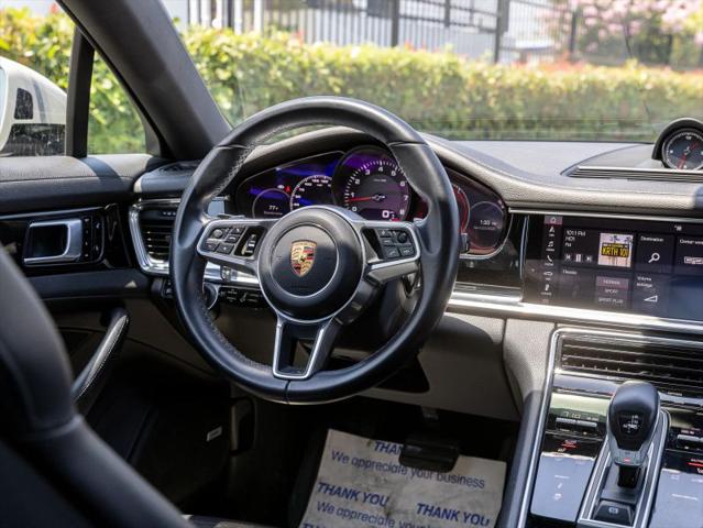 2018 Porsche Panamera 4