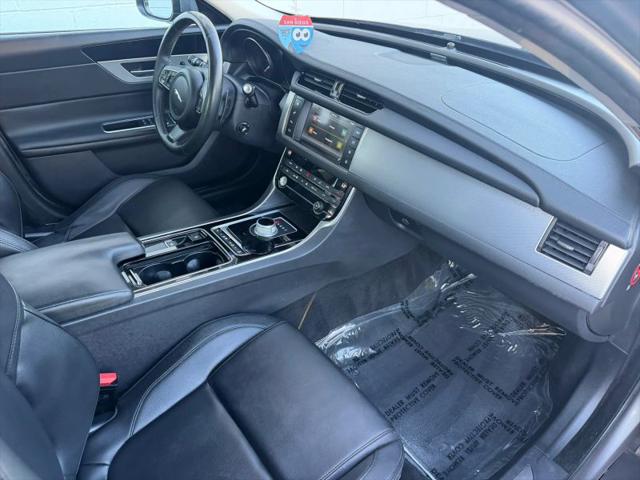 2016 Jaguar XF 35t Premium