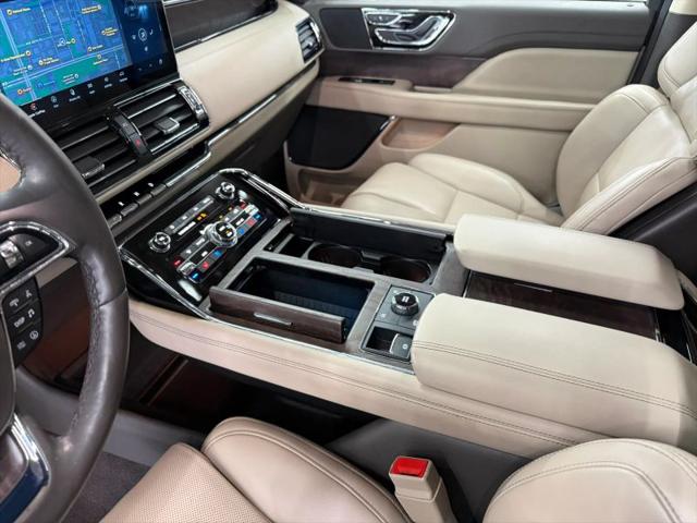2024 Lincoln Navigator Premiere