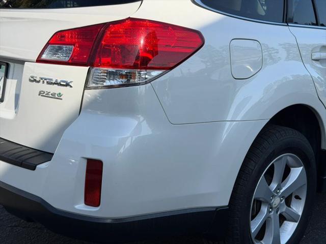 2014 Subaru Outback 2.5i Premium