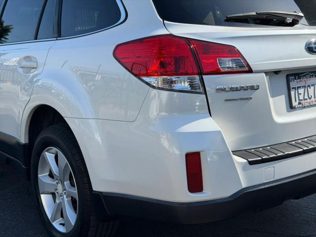 2014 Subaru Outback 2.5i Premium