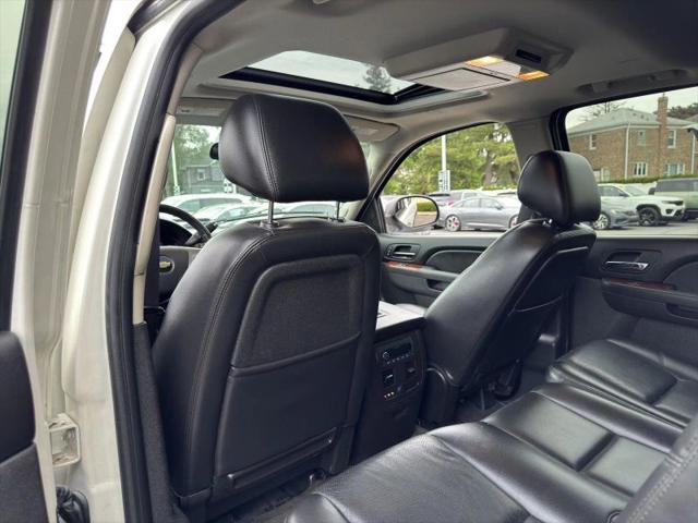 2011 Chevrolet Avalanche LTZ