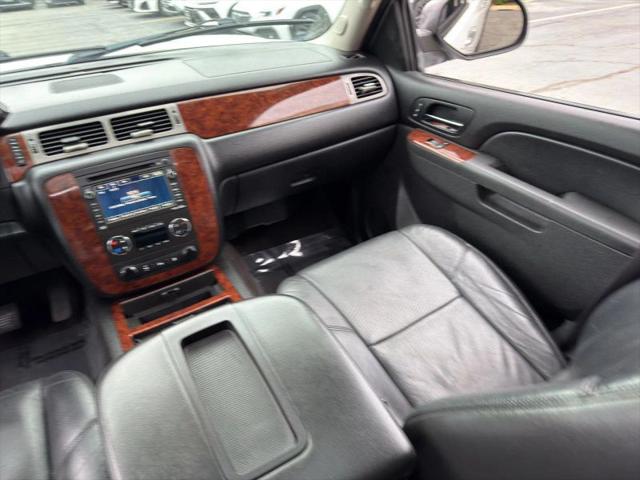 2011 Chevrolet Avalanche LTZ