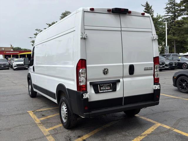 2025 Ram ProMaster 2500 Cargo Van Tradesman High Roof 159" WB w/Pass Seat