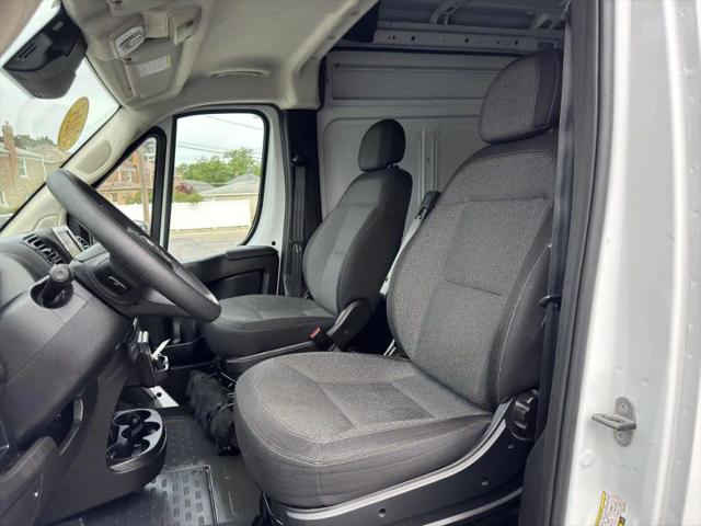 2025 Ram ProMaster 2500 Cargo Van Tradesman High Roof 159" WB w/Pass Seat