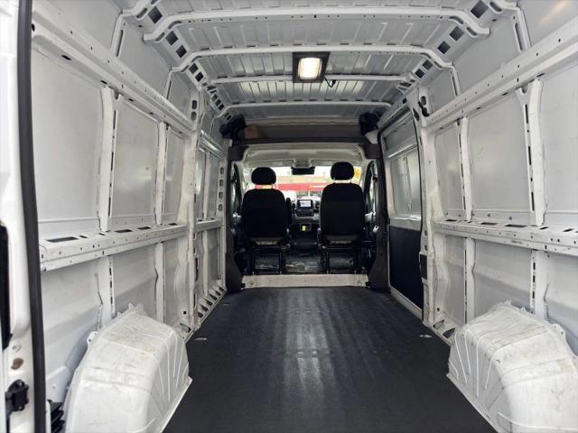 2025 Ram ProMaster 2500 Cargo Van Tradesman High Roof 159" WB w/Pass Seat