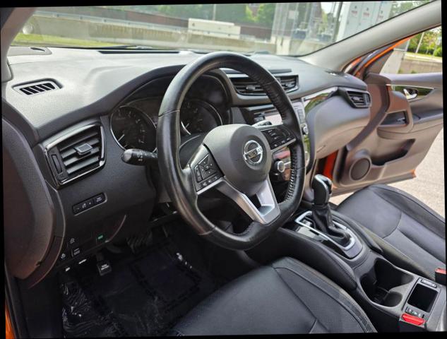 2017 Nissan Rogue Sport SL