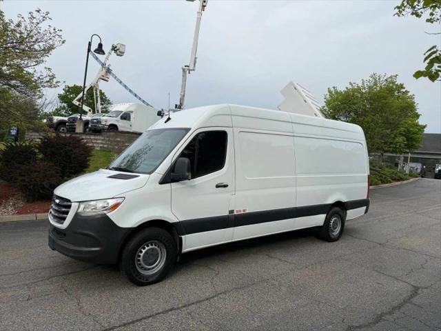 2020 Freightliner Sprinter Base