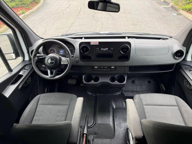 2020 Freightliner Sprinter Base