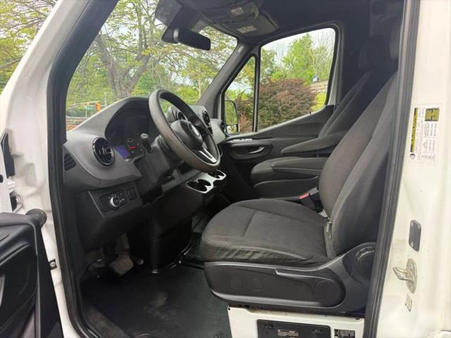 2020 Freightliner Sprinter Base