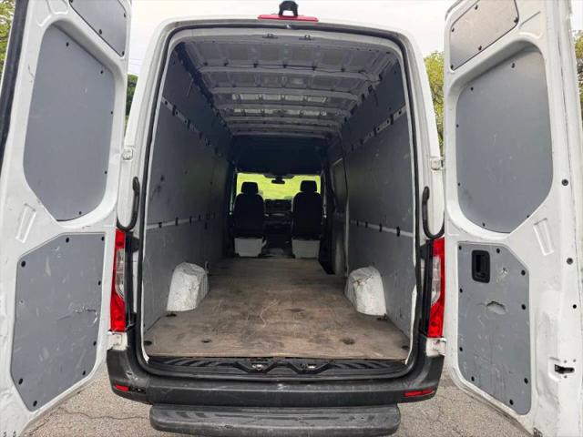 2020 Freightliner Sprinter Base