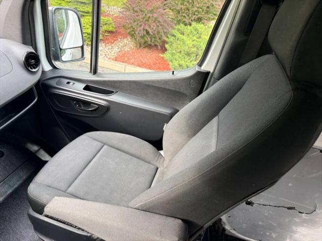 2020 Freightliner Sprinter Base