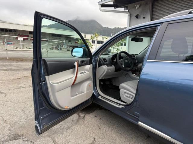 2013 Toyota Highlander Limited V6