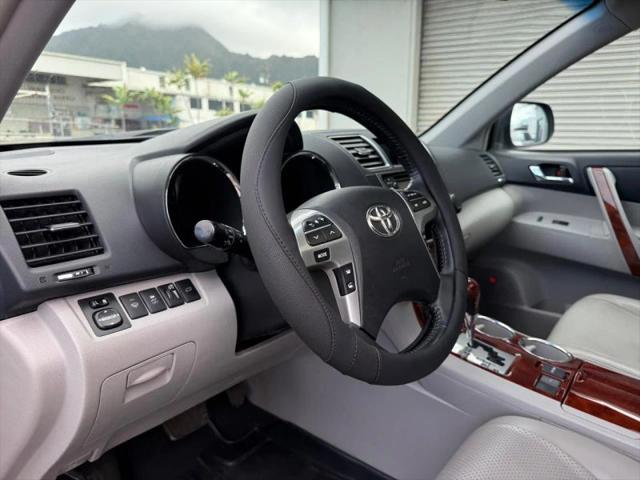 2013 Toyota Highlander Limited V6