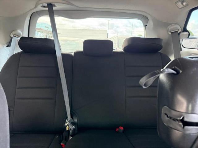 2014 Toyota Sienna SE 8 Passenger