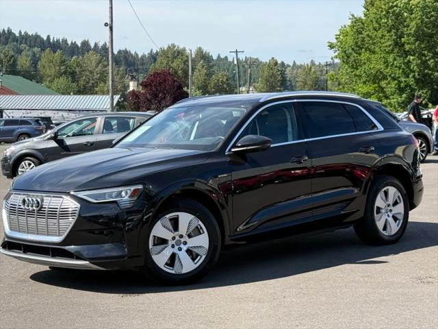 2019 Audi e-tron Premium Plus