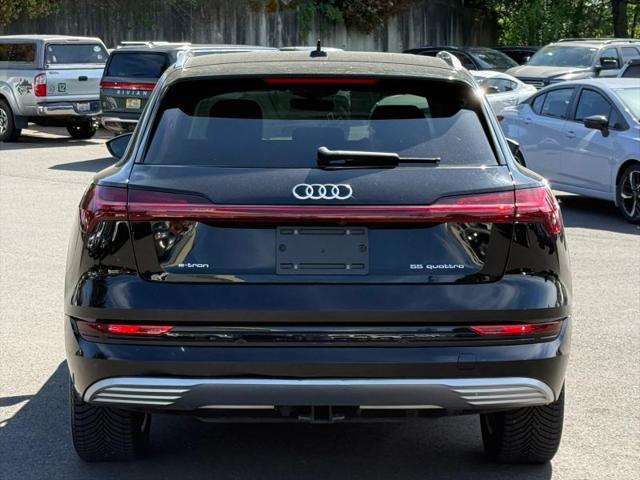 2019 Audi e-tron Premium Plus