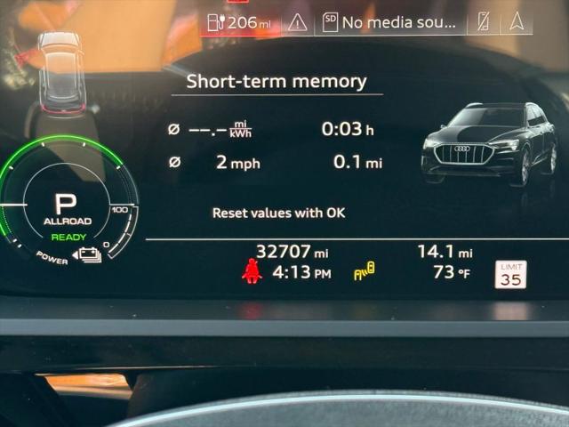 2019 Audi e-tron Premium Plus