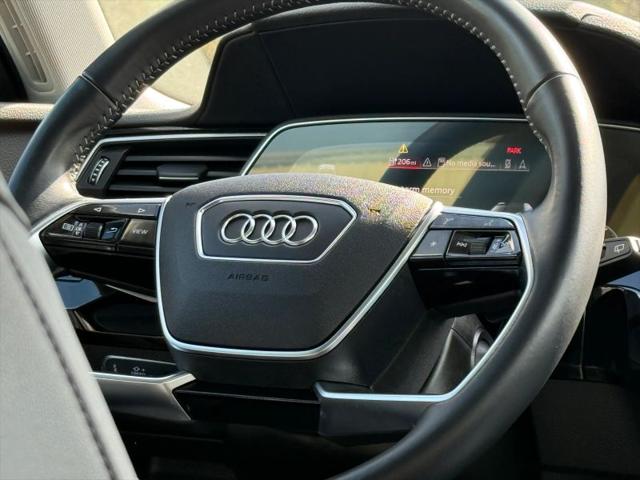 2019 Audi e-tron Premium Plus