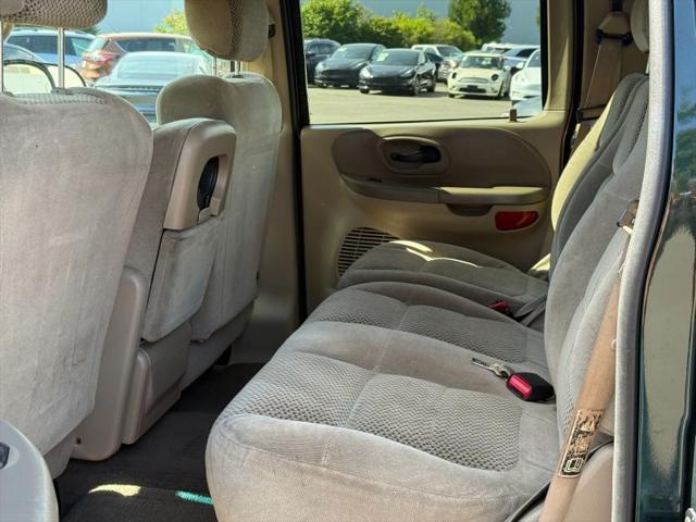 2001 Ford F-150 LARIAT
