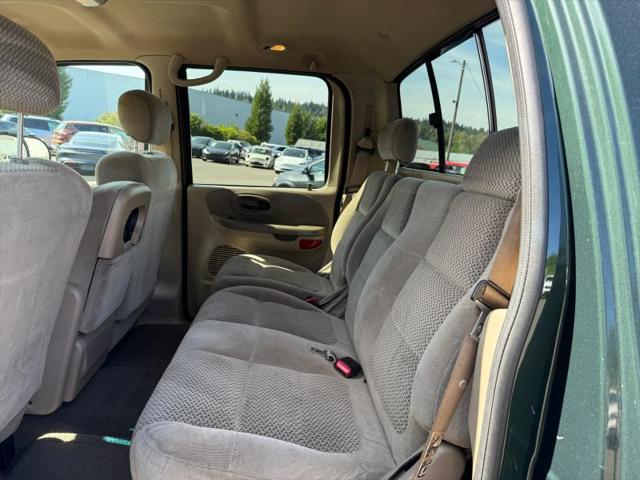 2001 Ford F-150 LARIAT