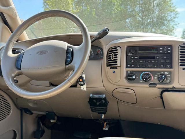 2001 Ford F-150 LARIAT