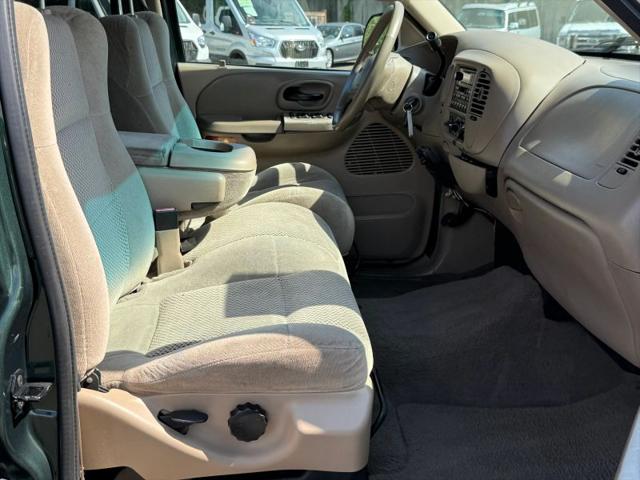 2001 Ford F-150 LARIAT