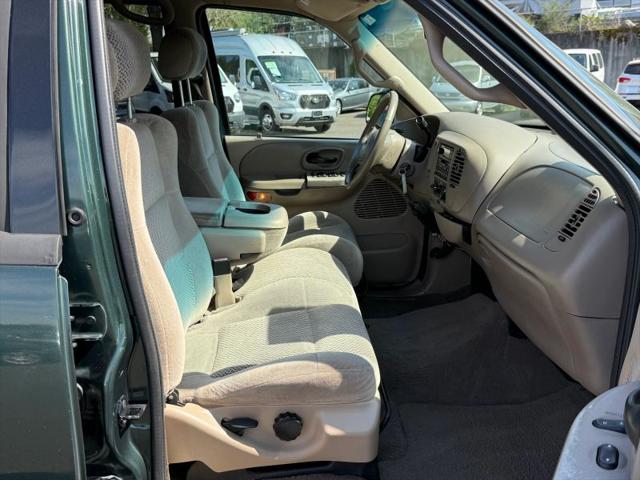 2001 Ford F-150 LARIAT
