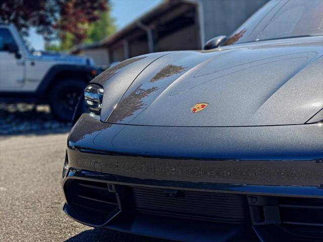 2020 Porsche Taycan Turbo