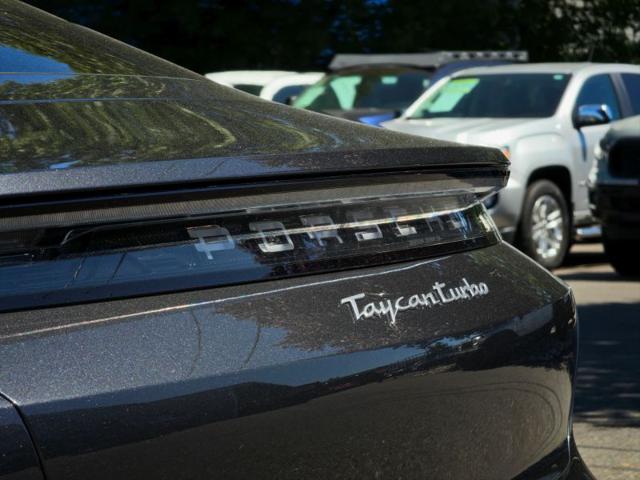 2020 Porsche Taycan Turbo