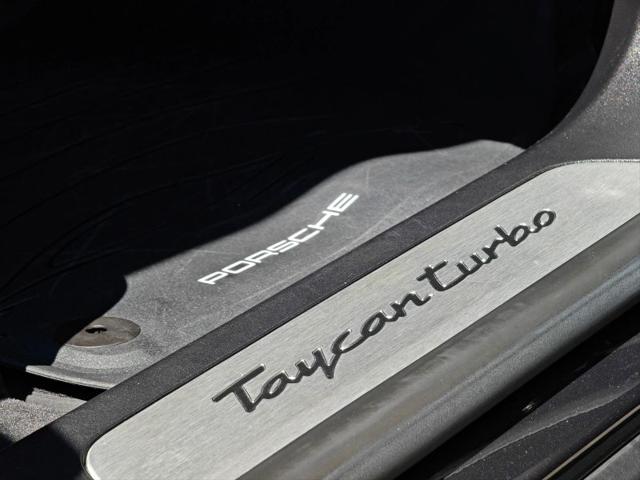 2020 Porsche Taycan Turbo