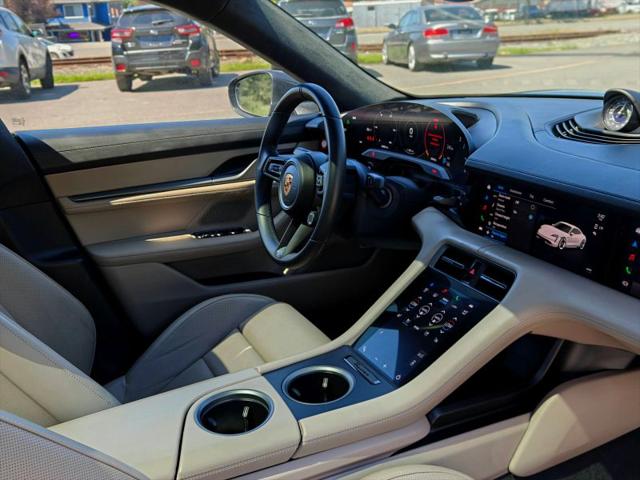 2020 Porsche Taycan Turbo