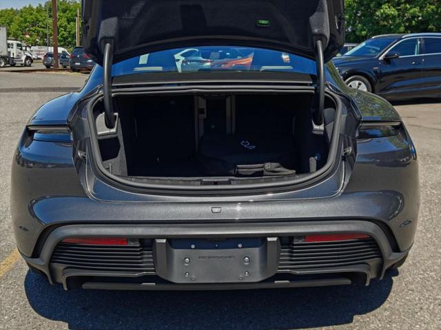 2020 Porsche Taycan Turbo
