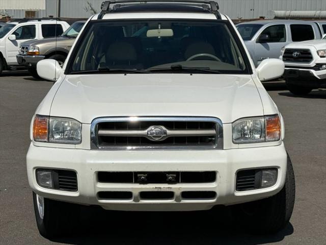 2001 Nissan Pathfinder LE