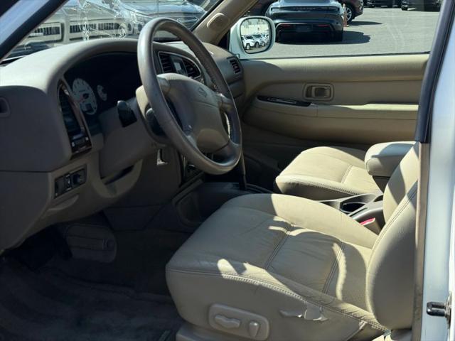 2001 Nissan Pathfinder LE