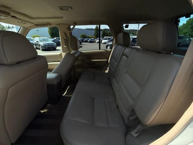 2001 Nissan Pathfinder LE
