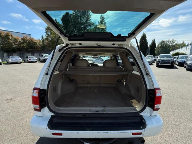 2001 Nissan Pathfinder LE