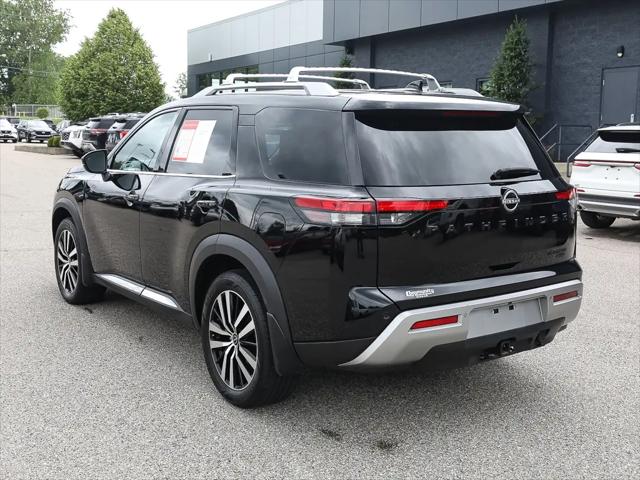 2023 Nissan Pathfinder Platinum 4WD