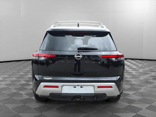 2023 Nissan Pathfinder Platinum 4WD