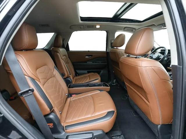 2023 Nissan Pathfinder Platinum 4WD