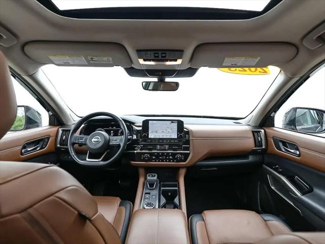 2023 Nissan Pathfinder Platinum 4WD
