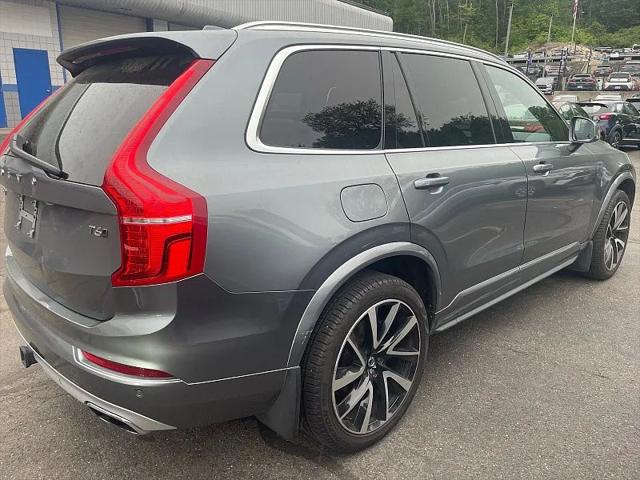 2020 Volvo XC90 T6 Momentum 7 Passenger